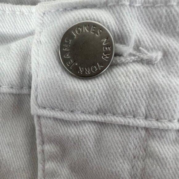 Jones New York White Lexington Shorts - Picture 3 of 7